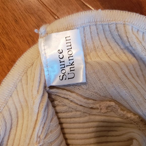 Super crop/bolero style sweater top NWOT - Picture 4 of 4